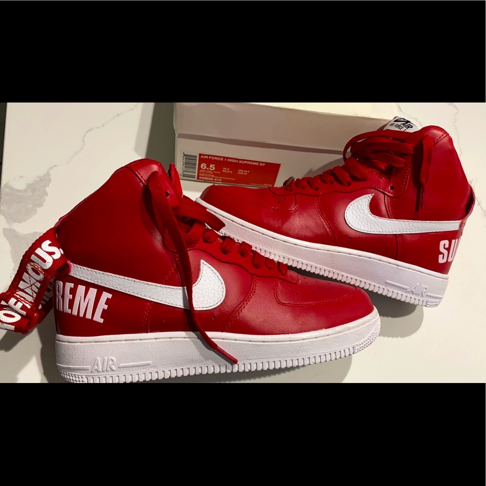 Nike Air Force 1 High Supreme World Famous